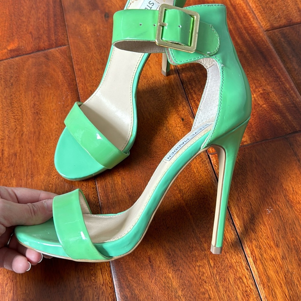 Steve Madden mint green heels never worn outside